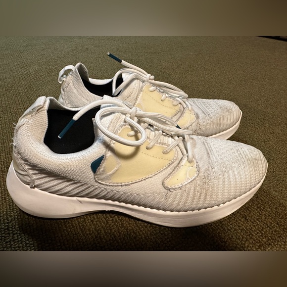 Vessi Everyday Sneaker 2.0 - Picture 1 of 7